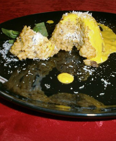 foto ricetta Torta di riso con ripieno al tartufo e salsa allo zafferano (Piemonte) 