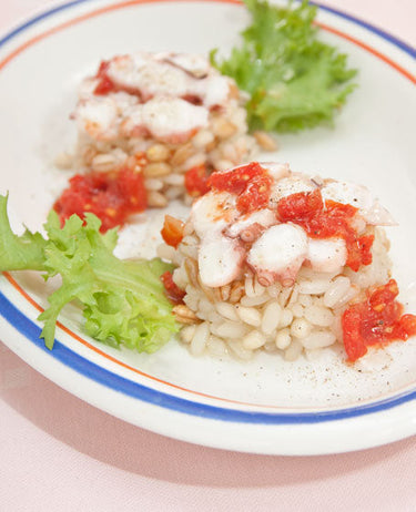 foto ricetta Scrigno di riso ai 3 Cereali al polipo, pesto di pomodori secchi e germogli di cipolla 