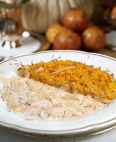 RISOTTO À LA FONDUE DE FROMAGE PARMIGIANO-REGGIANO ET PISTILS DE SAFRAN 