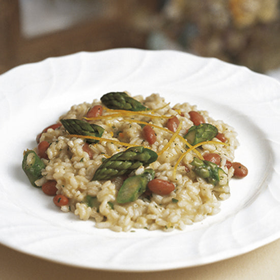 RISOTTO DE ESPÁRRAGOS Y HABAS CON MASCARPONE, LIMÓN Y MENTA 