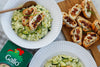 Grünes Zucchinirisotto mit Ziegenkäse-Crostini und Mandeln 