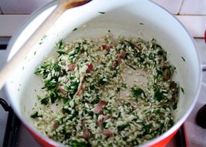 Risotto con Silene, speck di Sauris e ricotta affumicata tostatura del riso
